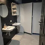 Vandrarhem Hostel *