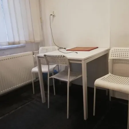 Hostel Hostel *